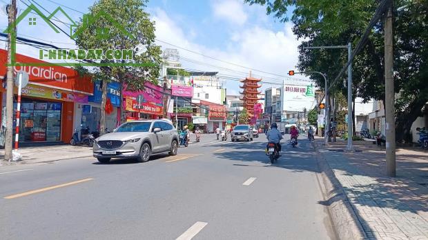 Bán Biệt Thự mini 230m2 gần Siêu Thị Coop Mart, Thống Nhât, Biên Hòa, giá 11.6 tỷ. - 1
