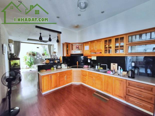 Bán Biệt Thự mini 230m2 gần Siêu Thị Coop Mart, Thống Nhât, Biên Hòa, giá 11.6 tỷ. - 5