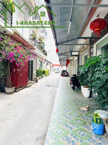 Bán NHÀ 3 TẦNG  ÔTÔ ĐỖ CỬA TẠI ĐẰNG HẢI - 4