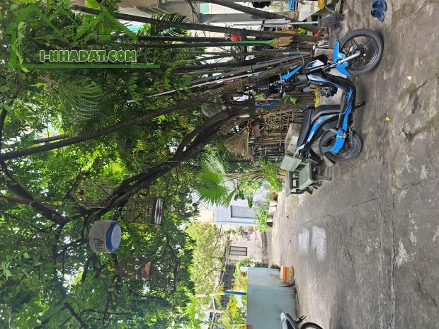 Bình Thạnh 65m2 trệt 2 lầu sân thượng - 3pn, giếng trời nhà chủ xây tâm huyết chỗ nào cũng - 1