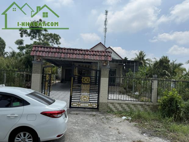 BÁN GẤP ĐẤT NGHỈ DƯỠNG TẶNG NHÀ TỔNG DT 883M2, GIÁ TỐT XÃ THỚI TÂN, HUYỆN THỚI LAI - 1