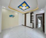 Nhà Bình Thạnh, ngay đường XVNT, DTSD 90m² chỉ 6.x tỷ ,KC:trệt 1 lầu 3PN, 2WC, ban công