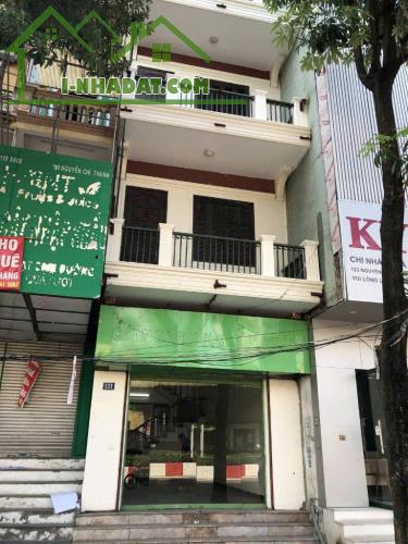 CHÍNH CHỦ CHO THUÊ NHÀ 2 MẶT PHỐ VỊ TRÍ ĐẮC ĐỊA TẠI 121 NGUYỄN CHÍ THANH, PHƯỜNG LÁNG