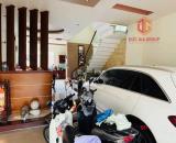 Bán nhà mặt tiền đường Nguyễn Thành Phương 1 trệt 2 lầu sổ hồng 122m2 giá giảm còn 8.5 tỷ