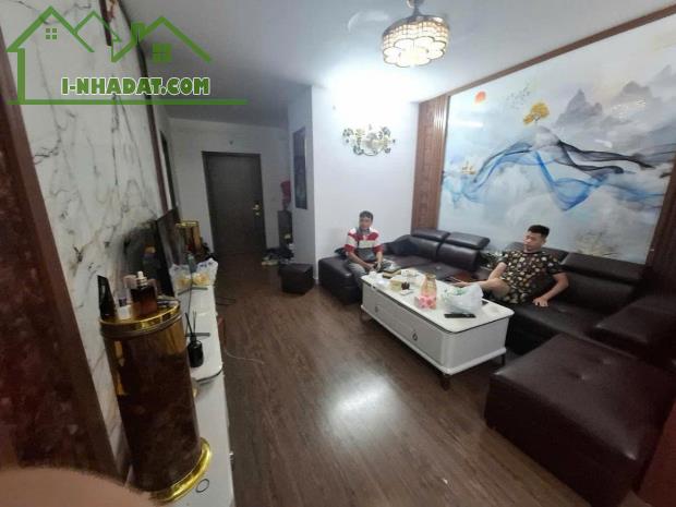B.á.n că hộ chung cư K35 Tân Mai Hà Nội DT 77m2 fu nội thất giá hơn 6 tỷ - 1