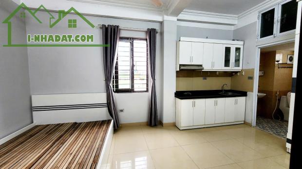 CHO THUÊ CCMN NGÕ 142 NGUYỄN ĐÌNH HOÀN, CẦU GIẤY - CHỈ TỪ 3.8TR/TH. LH:0913506880