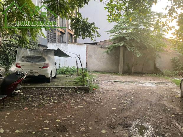 BÁN LÔ GÓC TÔ NGỌC VÂN - DT 121M - Ô TÔ VÀO NHÀ - NỞ HẬU NHẸ - 1