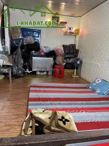 Bán nhà hẻm Nguyễn Hữu Huân giá rẻ - 1