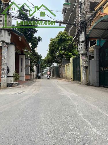 BÁN ĐẤT NGỌC THUỴ LONG BIÊN Ô TÔ TRÁNH ĐẤT VUÔNG ĐẸP