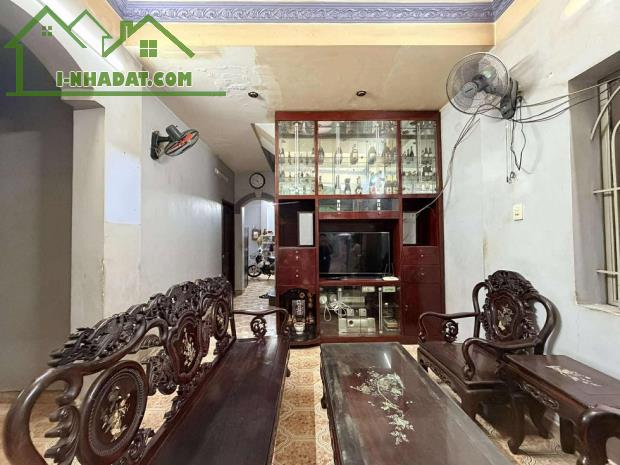 Bán nhà hạ1.9 tỷ, Cô Bắc, P.Cầu Kiệu,TP HCM,145m2. 3 tầng, ngang 8,9m, nở hậu, nhỉnh 13 tỷ
