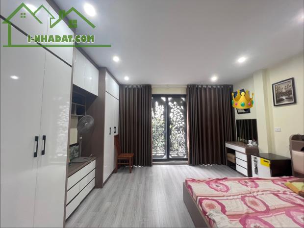 Chính chủ bán nhà ngõ 40 Hồng Tiến, Long Biên diện tích 40 mét X 7 tầng thang máy, ô tô đỗ - 1