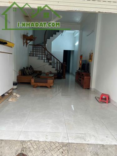 CẦN CHO THUÊ 2 NHÀ KHO - XƯỞNG MẶT ĐƯỜNG PHÚC DIỄN - NAM TỪ LIÊM