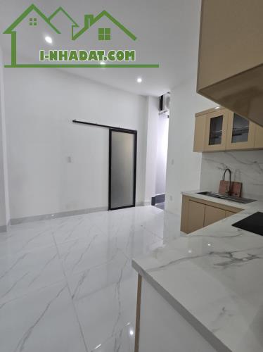 ► MT Hoàng Diệu 2 chiều, 77m2, 2 mặt thoáng, 3 tầng đẹp, 7PN, kinh doanh cực ngon, Giảm