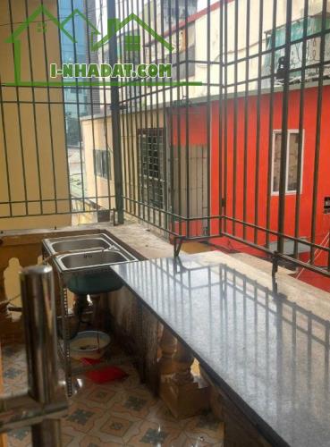 Chính chủ cho thuê tầng 2 và tầng 3 tại Cầu Giấy, Hà Nội - 1