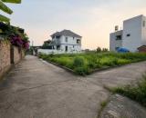 Nhỉnh 3 tỷ, có 100m2, mt7m, lô góc, 7 chỗ, thông, Bắc Thượng, Sóc Sơn. + Vị trí tại ngã tư