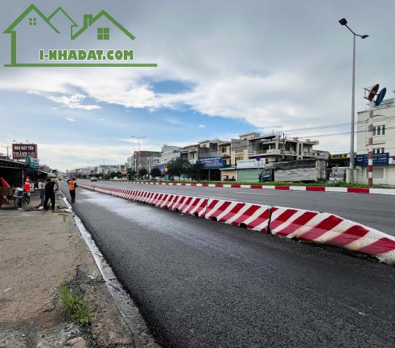 Bán nhà cấp 4 mặt tiền QL51 gần Bệnh Viện SingMark, An Hòa, Biên Hòa, 125m2, giá 4 tỷ 900.