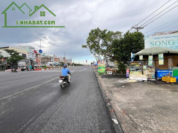 Bán nhà cấp 4 mặt tiền QL51 gần Bệnh Viện SingMark, An Hòa, Biên Hòa, 125m2, giá 4 tỷ 900. - 1
