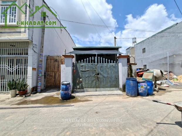 Bán nhà 51/9 đường Trần Quang Khải, P. Đông Hòa, HCM. Địa chỉ cũ: TP. Dĩ An, Bình Dương.