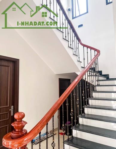 Cho thuê nhà, Xã Đàn, Ô Chợ Dừa, Nguyễn Lương Bằng; 312m2* 4T -63 tr - 2