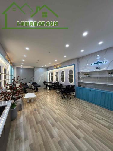 CHO THUÊ MẶT BẰNG LẦU 2 FULL NỘI THẤT – VÀO LÀ KINH DOANH NGAY