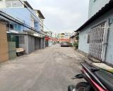 Hẻm xe hơi tránh Sau lưng chợ Bà Chiểu thông Lê Văn Duyệt - 4.2*19 DT 80m2 nhà trệt lầu ti
