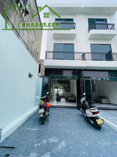 Chủ gửi bán nhà 3 tầng ngõ phố Trương Hán Siêu nhà thoáng rộng ngõ thông 68m2 1.98ty