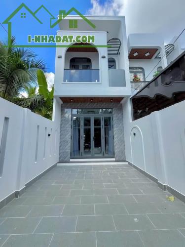 Chỉ 500 triệu có ngay nhà lầu tại bờ kè Bửu Long Biên Hòa