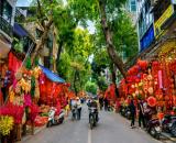 BÁN GẤP NHÀ MẶT PHỐ HÀNG MÃ TT HOÀN KIẾM KD VỈA HÈ Ô TÔ TRÁNH  32M X 4 TẦNG NHỈNH 25 TỶ .