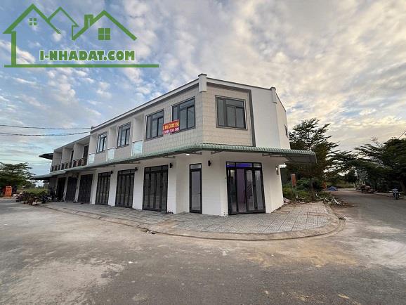 ⭐️Chính chủ bán nhà 2 tầng tại xã Mỹ Hạnh Nam, (Đức Hòa, Long An), chỉ 675tr, bao sang tên