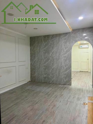 CHO THUÊ MẶT BẰNG LẦU 2 VÀ LẦU 3 – ĐƯỜNG BÙI THỊ XUÂN, QUẬN 1, TP.HCM - 3