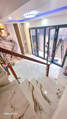 Nhỉnh 5 tỷ Q4, nhà mới 3t, tổng dtst 99,9m² - 1