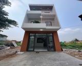 CHÍNH CHỦ CẦN BÁN CĂN 2 LẦU 1 TRỆT - 3PN - 3WC - GẦN TRUNG TÂM BÌNH CHÁNH TP.HCM