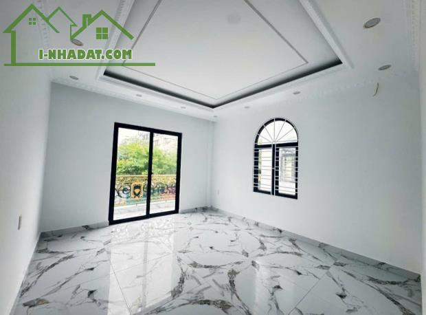 NHÀ ĐẸP 3.5 TẦNG MẶT ĐƯỜNG NHỰA 12M TRỤC CHÍNH DẪN VÀO KHU CHUNG CƯ ĐỒNG CHUỐI - 4