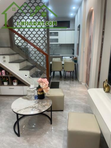 🔥 NHÀ 2 TẦNG NGAY KIỆT NGUYỄN VĂN LINH - TRUNG TÂM HẢI CHÂU - TẶNG NỘI THẤT - 2
