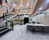► Nhà kiệt rộng thẳng thông sát Trần Cao Vân, 92m2, ngang 5.4m, 2 tầng 4PN, ở ngay
