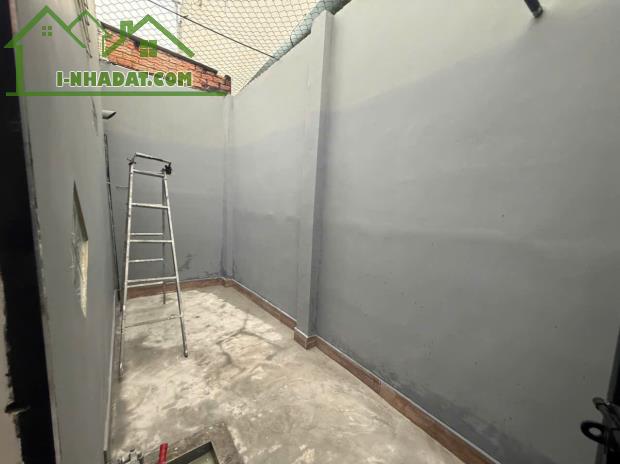 BÁN NHÀ 100M² HẺM 769 NGUYỄN XIỂN – GẦN VINHOMES GRAND PARK – SỔ HỒNG RIÊNG – GIÁ CHỈ 4,2 - 3