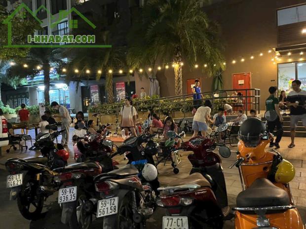 SANG NHƯỢNG QUÁN KEM và COFFEE SHOPHOUSE PICITY HIGH PARK – QUẬN 12, HỒ CHÍ MINH - 1