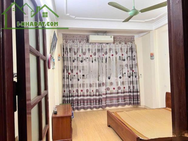 Cho thuê nhà phố Lý Thường Kiệt, Hà Đông 40m x 4T (4 ngủ) Ô TÔ giá 12.5 triệu - 5