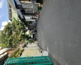 Nhà 2 tầng 🚗oto 6m tránh . DT:90m . Ngang gần 5m . 243 Trường Chinh
