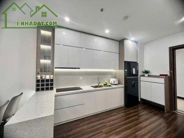 Cho Thuê Căn Hộ 2 Phòng Ngủ, 2 Vệ Sinh Tại Hoàng Huy Commerce | Tulip Tower | Giá 11 Triệu - 2