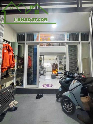 CHỦ GIẢM SỐC 100 TRIỆU – GIÁ MỚI CHỈ 4.3 TỶ 🔥 🌹 BÁN GẤP NHÀ 3 TẦNG – GẦN MẶT TIỀN ĐƯỜNG - 1