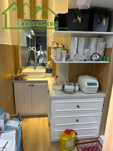 SANG NHƯỢNG LẠI SPA FULL THIẾT BỊ – GIÁ CHỈ 150 TRIỆU Địa chỉ: 333/7A Lê Văn Sỹ, P.1, Tân - 1