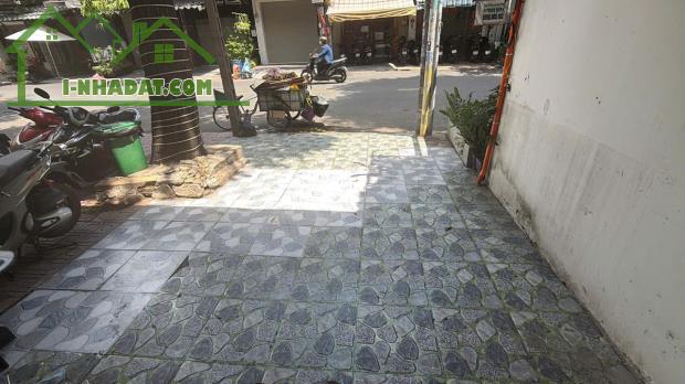 SANG NHƯỢNG SPA MẶT TIỀN XE TẢI – KHU VỰC SAT SACOMBANK LÃNH BINH THĂNG, QUẬN 11 CŨ - 4