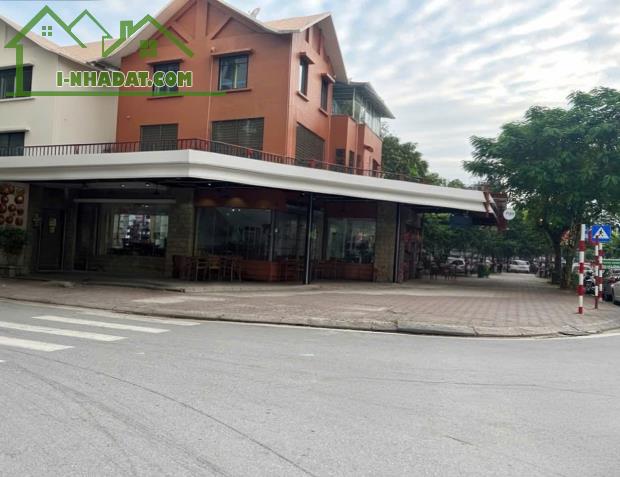 Cho thuê nhà, Xã Đàn, Ô Chợ Dừa, Nguyễn Lương Bằng; 116m2* 4T -29 tr