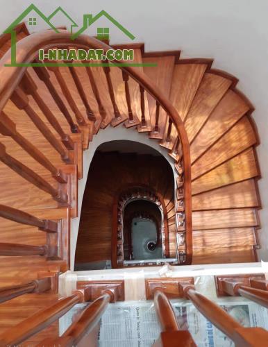 Cho thuê nhà, 111m2- 6T, Hoàng Cầu, La Thành, Đặng Tiến Đông -39 tr - 2