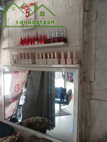 Cần sang nhượng tiệm nail và gội đầu đang hoạt động ổn định trên đường Bùi Thị Lùng, Hóc - 2