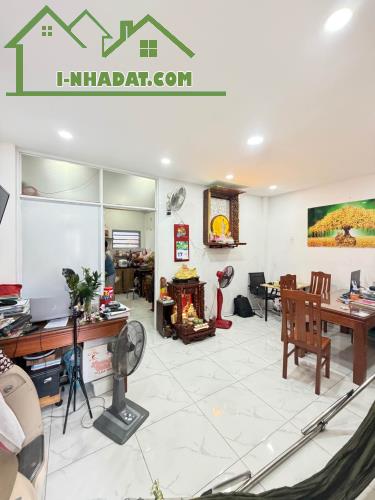 Chỉ hơn 6 tỷ Nhà Bình Thạnh, diện tích(5.3x10), hẻm xe hơi - 2