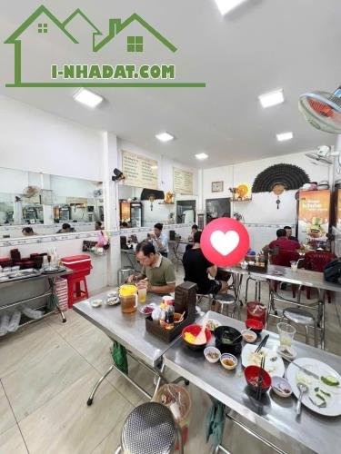 SANG NHƯỢNG QUÁN CƠM GÀ HẢI NAM LỘC PHÁT – MẶT TIỀN BÀU CÁT, TÂN BÌNH - 2