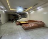 Cho thuê nguyên căn phố Văn Cao, DT: 50m2, 5 p.ngủ.