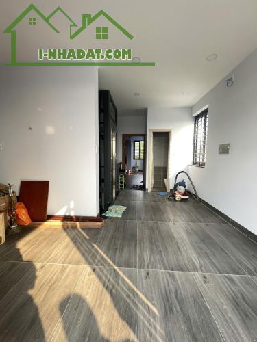 Siêu phẩm HXH Tân Hiệp 25 ,Hóc Môn, 4TxDT 128m2 ,Giá chỉ  10.5 tỉ (TL) - 1